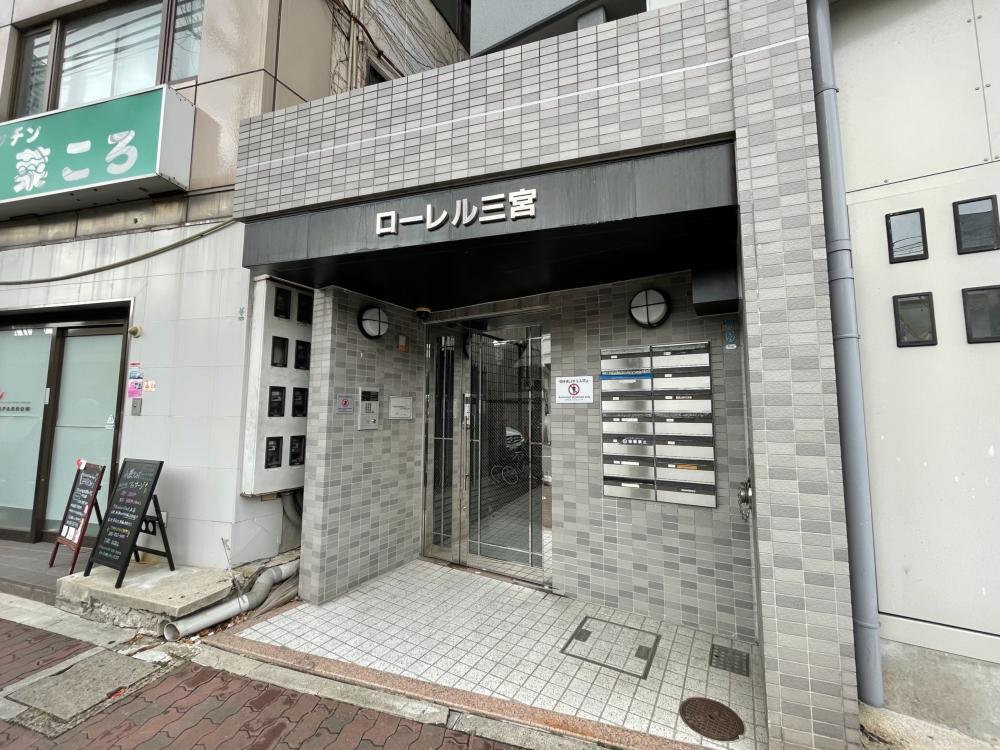 建物エントランス