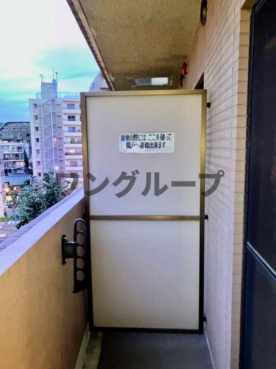 バルコニー