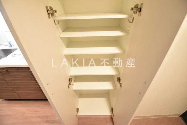 収納