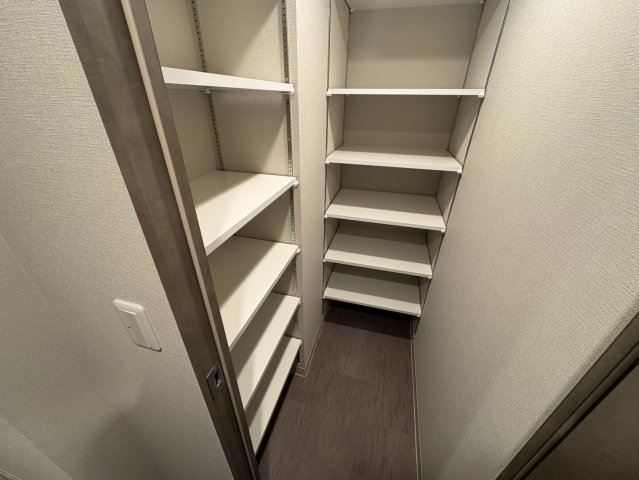 収納