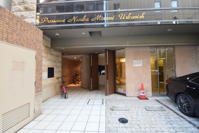 建物エントランス