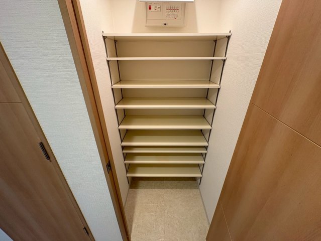 収納