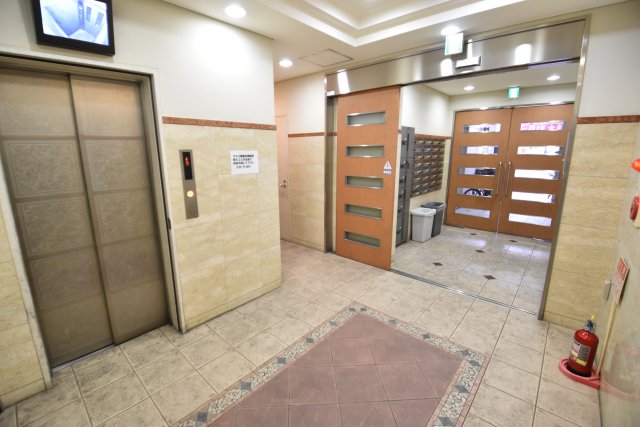 建物エントランス