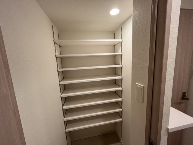 収納