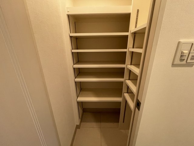 収納