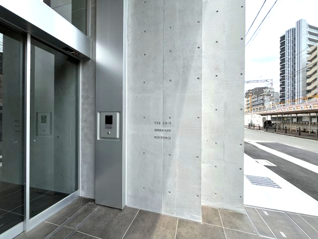建物エントランス