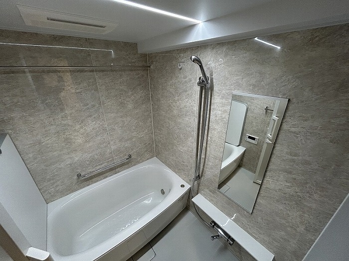 シャワールーム