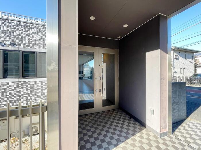 建物エントランス