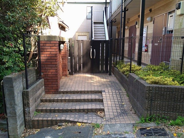 建物エントランス