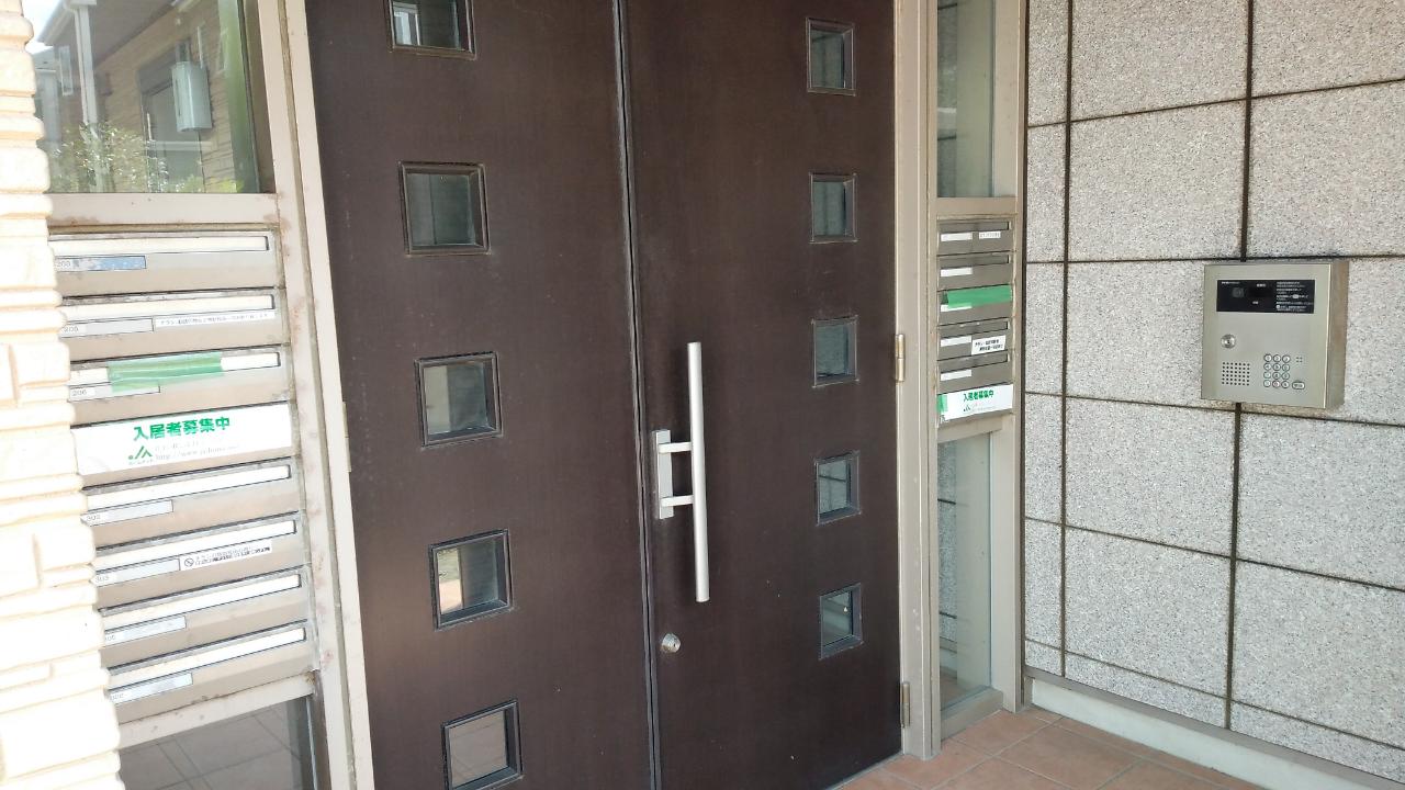 建物エントランス