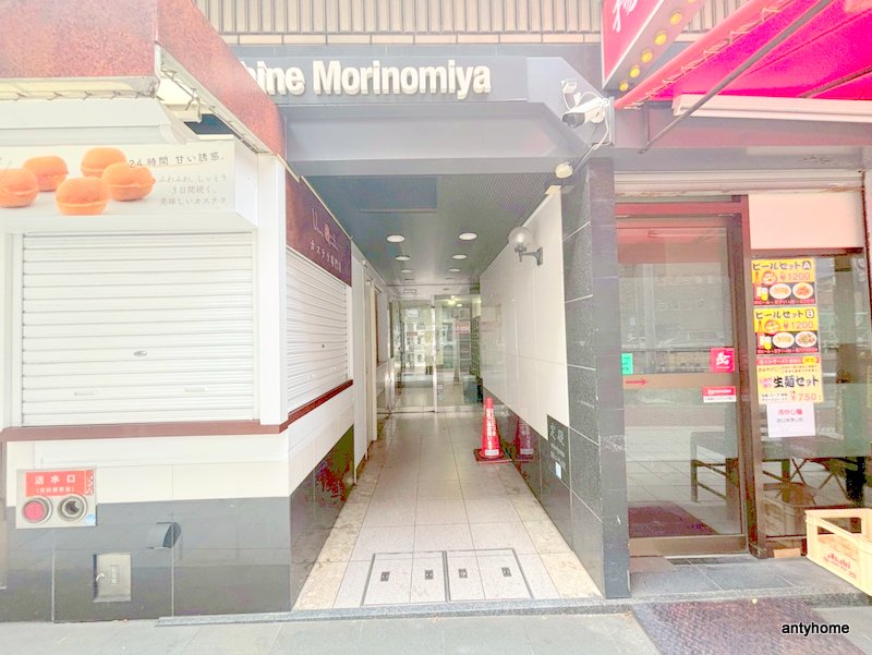 建物エントランス