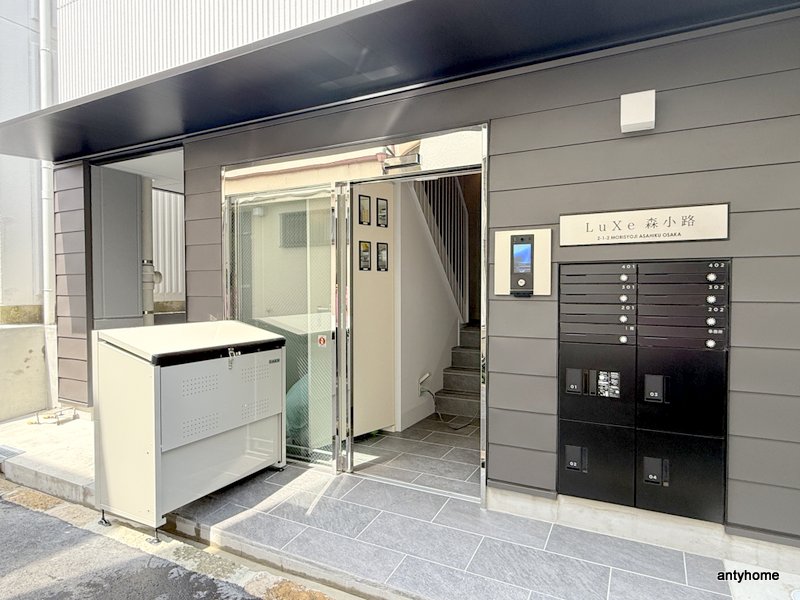 建物エントランス