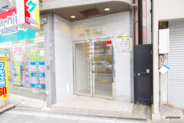 建物エントランス