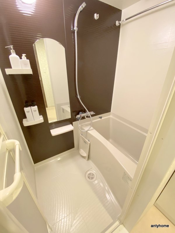 シャワールーム