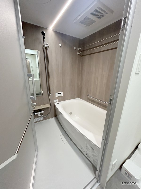 シャワールーム