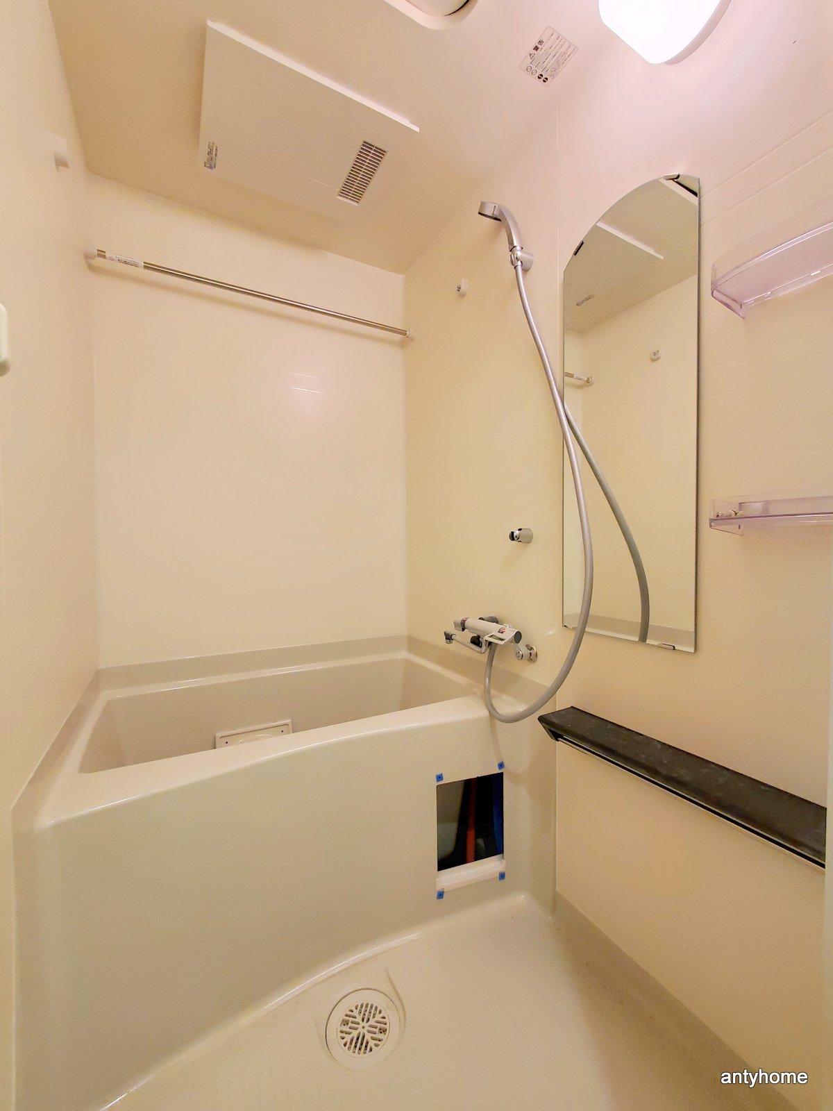 シャワールーム