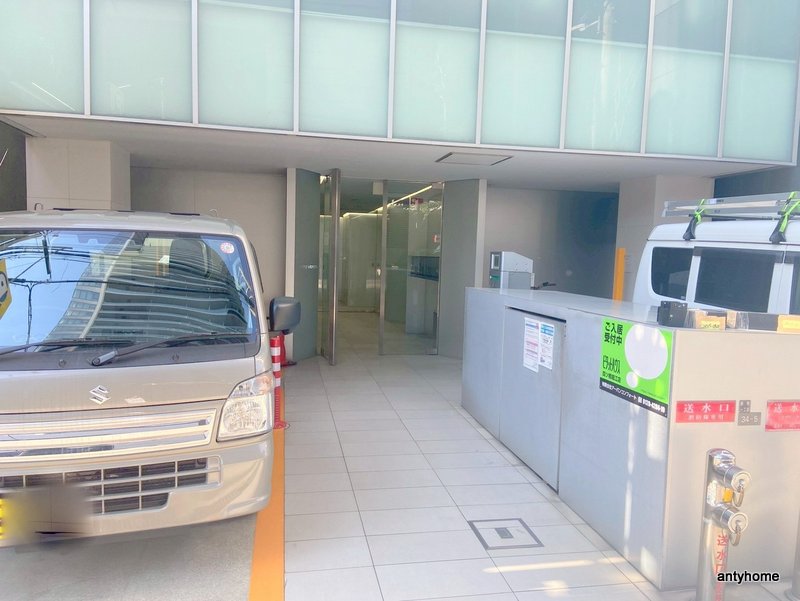 建物エントランス