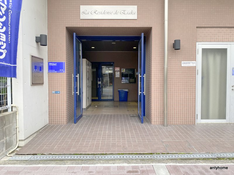 建物エントランス