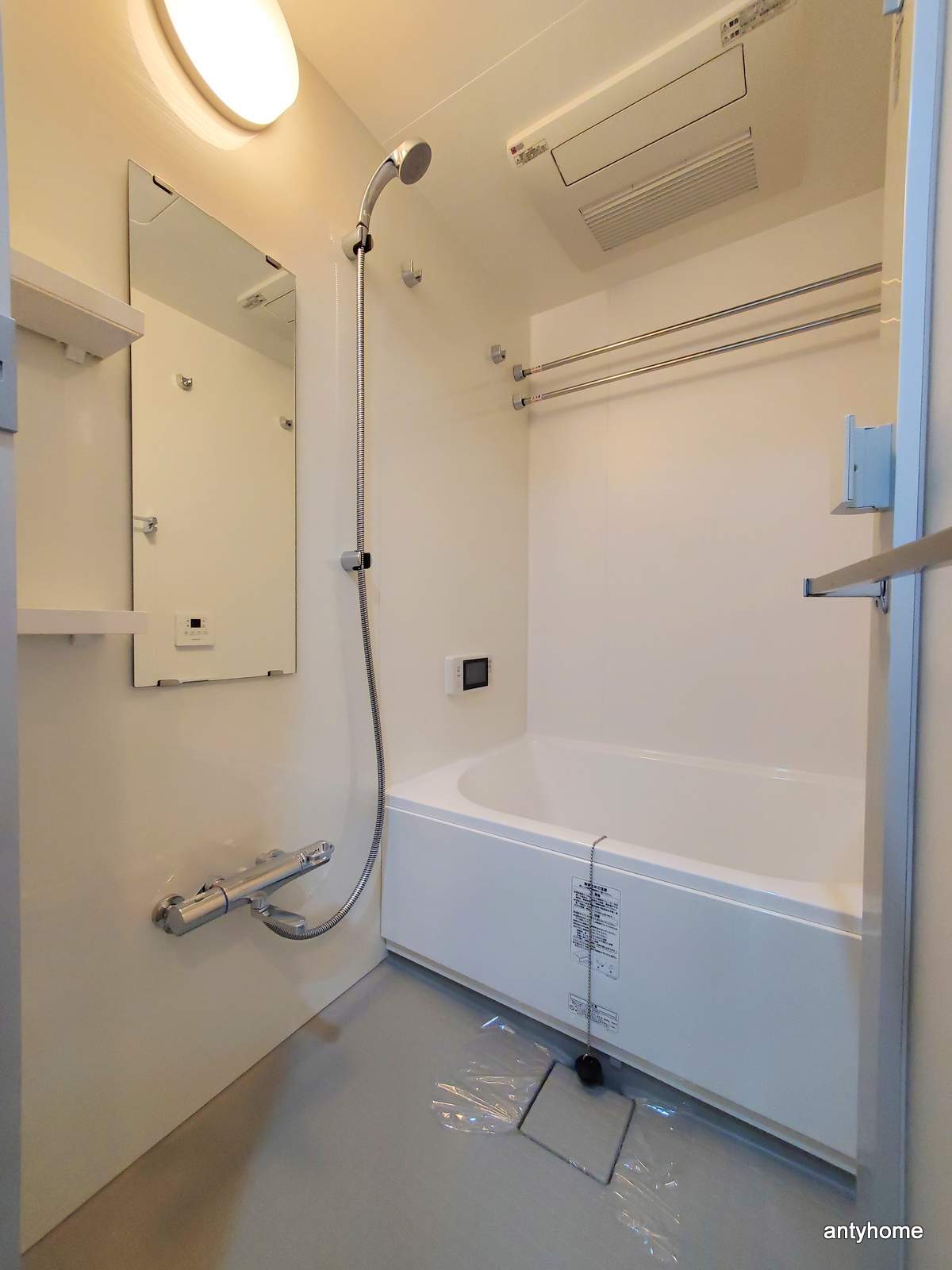 シャワールーム