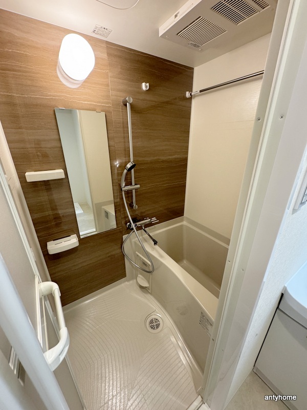 シャワールーム