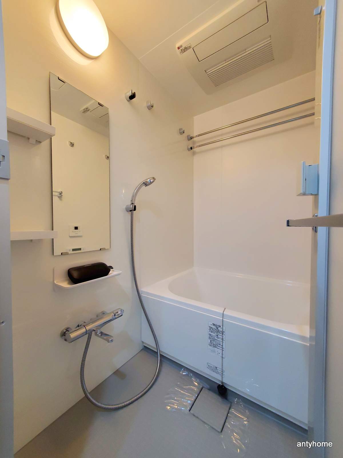 シャワールーム