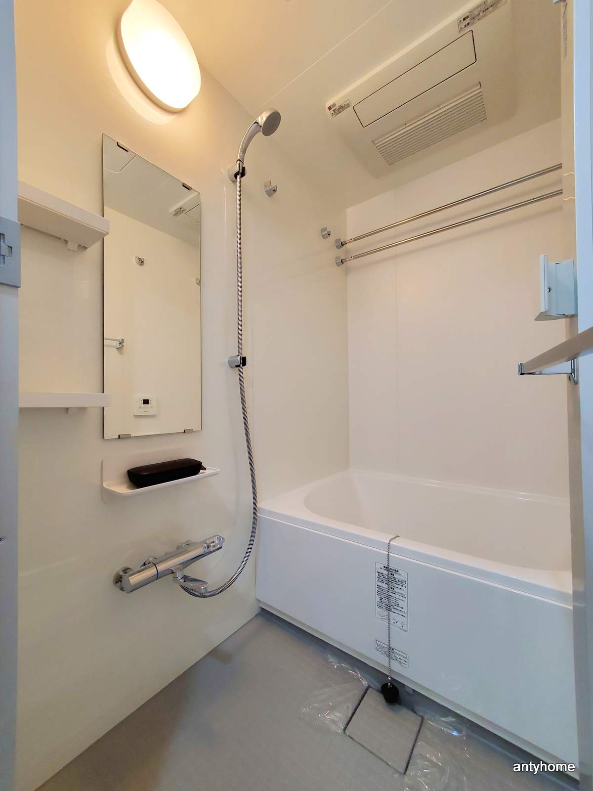 シャワールーム