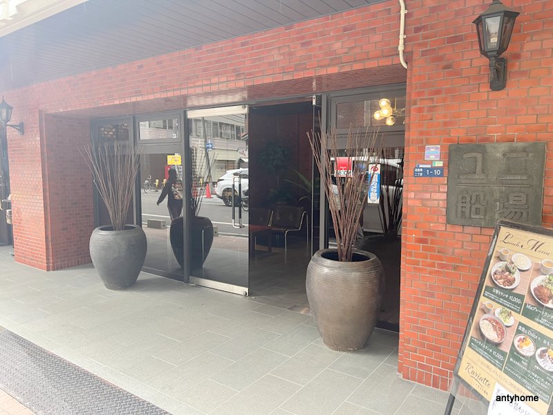 建物エントランス