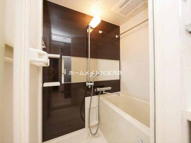 シャワールーム