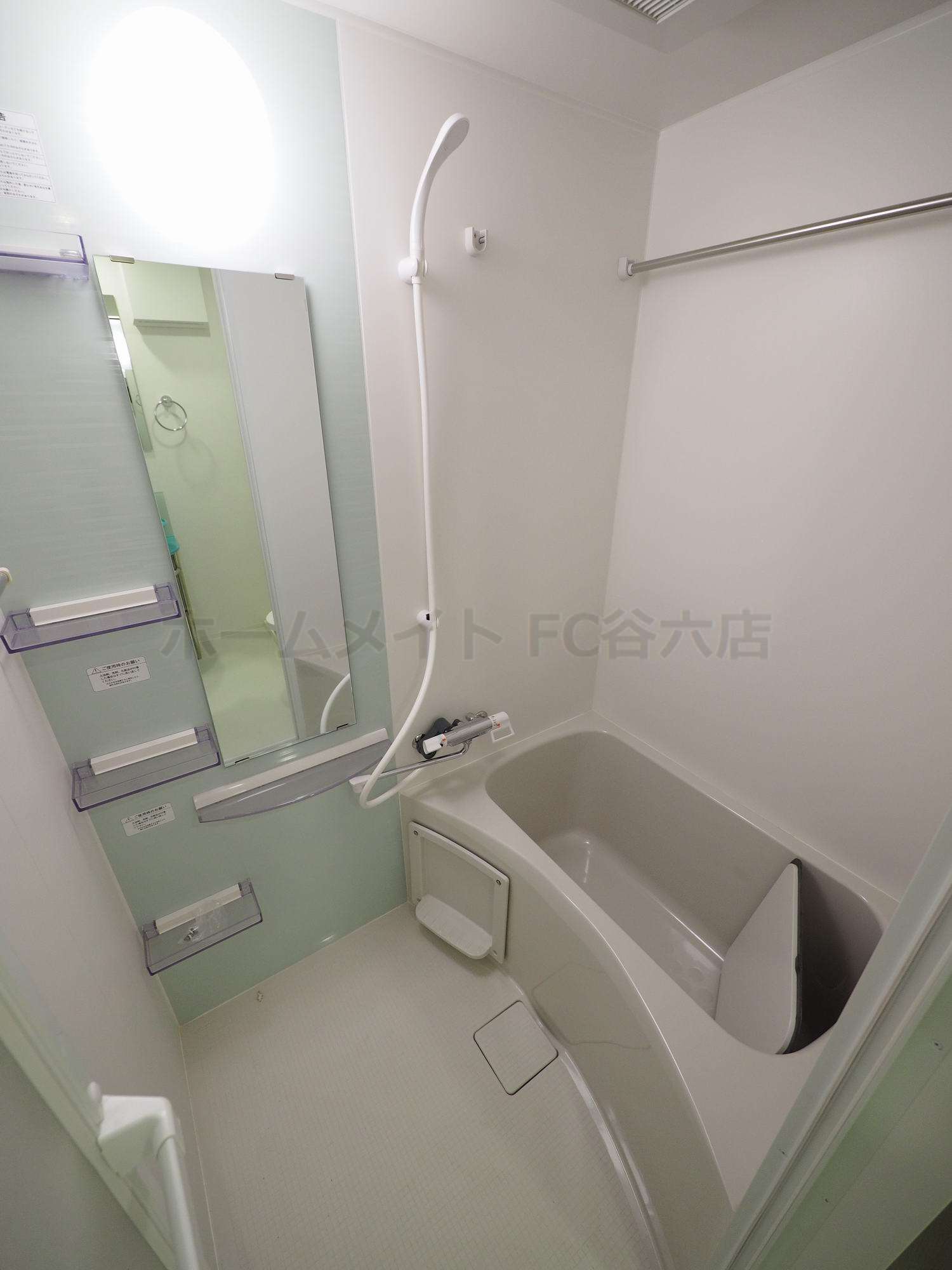 シャワールーム