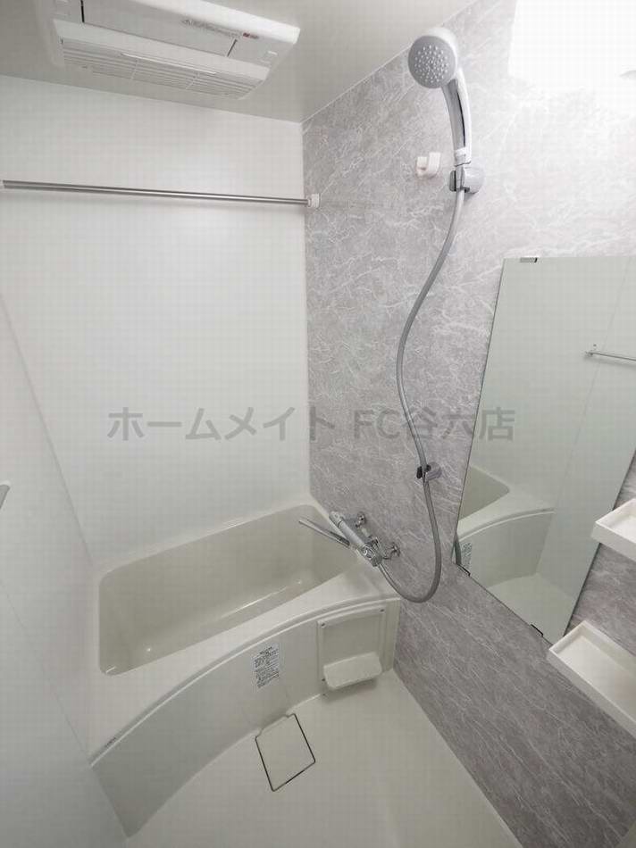 シャワールーム