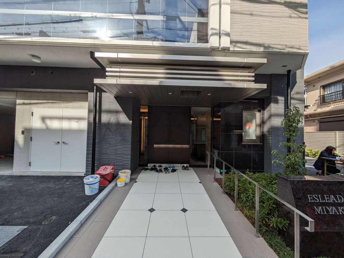 建物エントランス