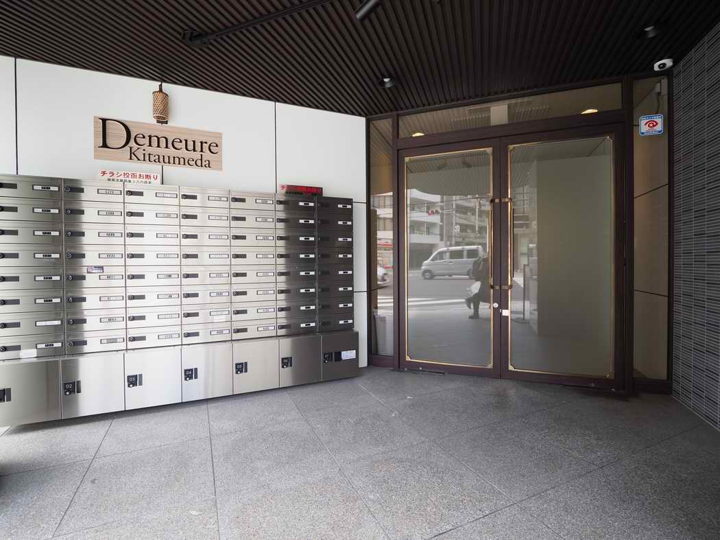 建物エントランス