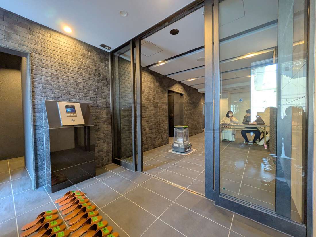 建物エントランス