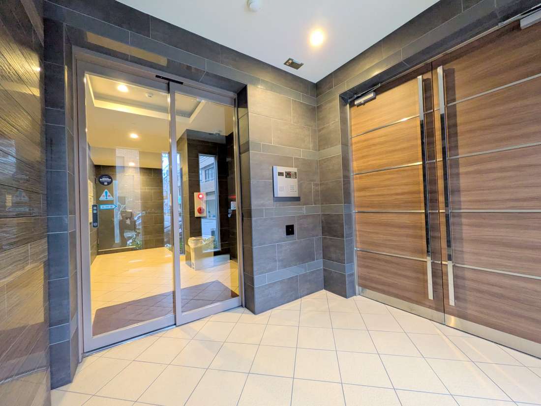 建物エントランス