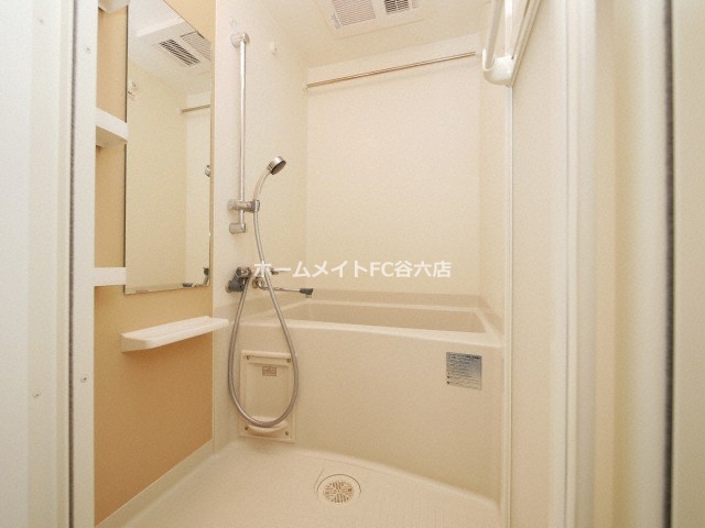 シャワールーム