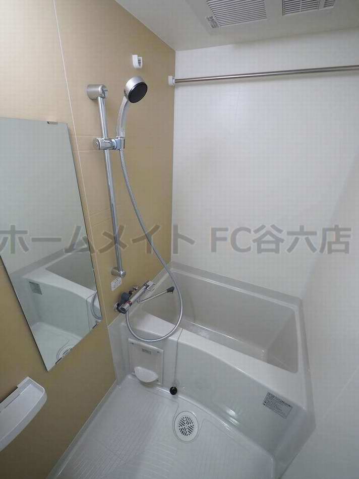 シャワールーム