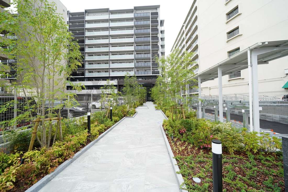 建物エントランス