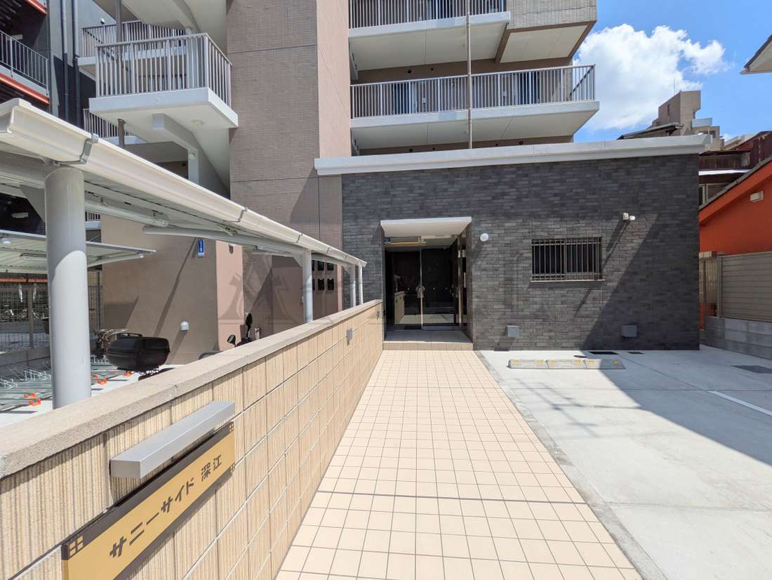 建物エントランス