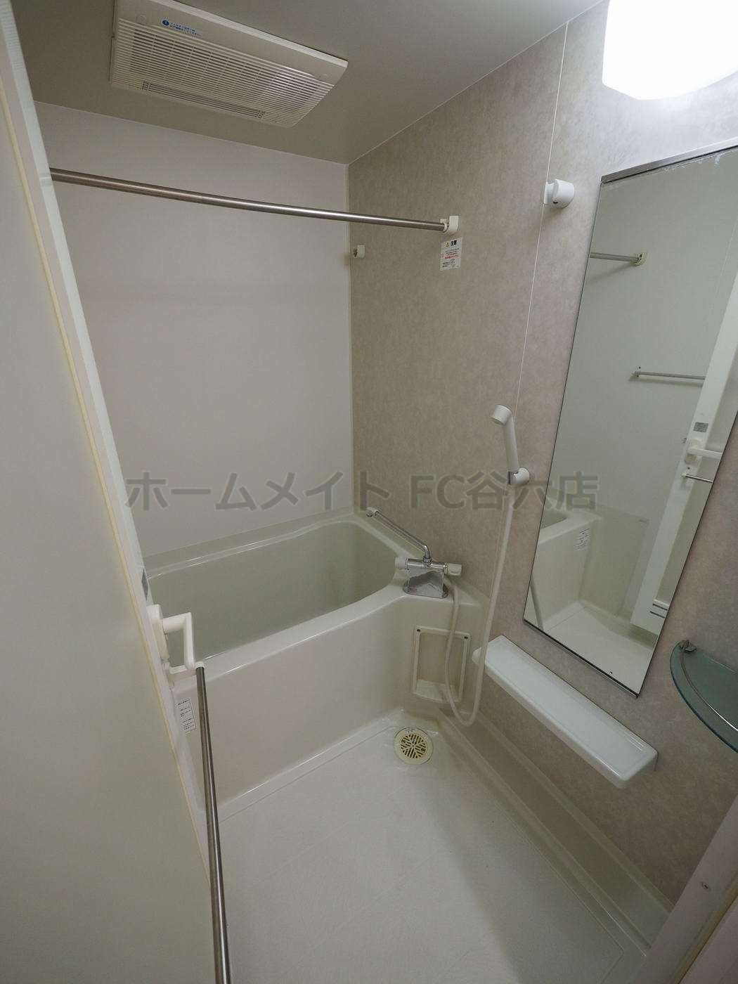 シャワールーム