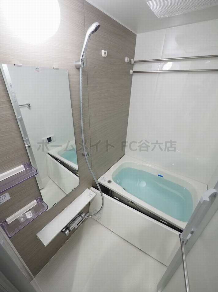 シャワールーム