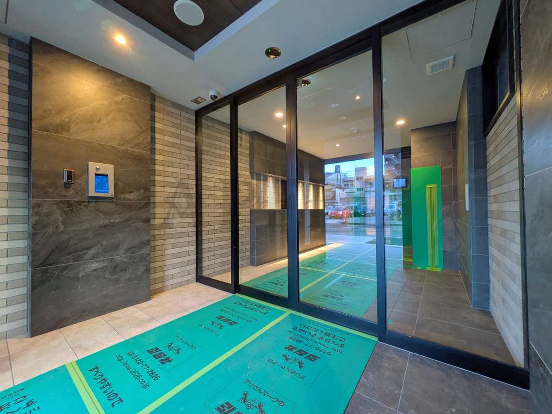 建物エントランス