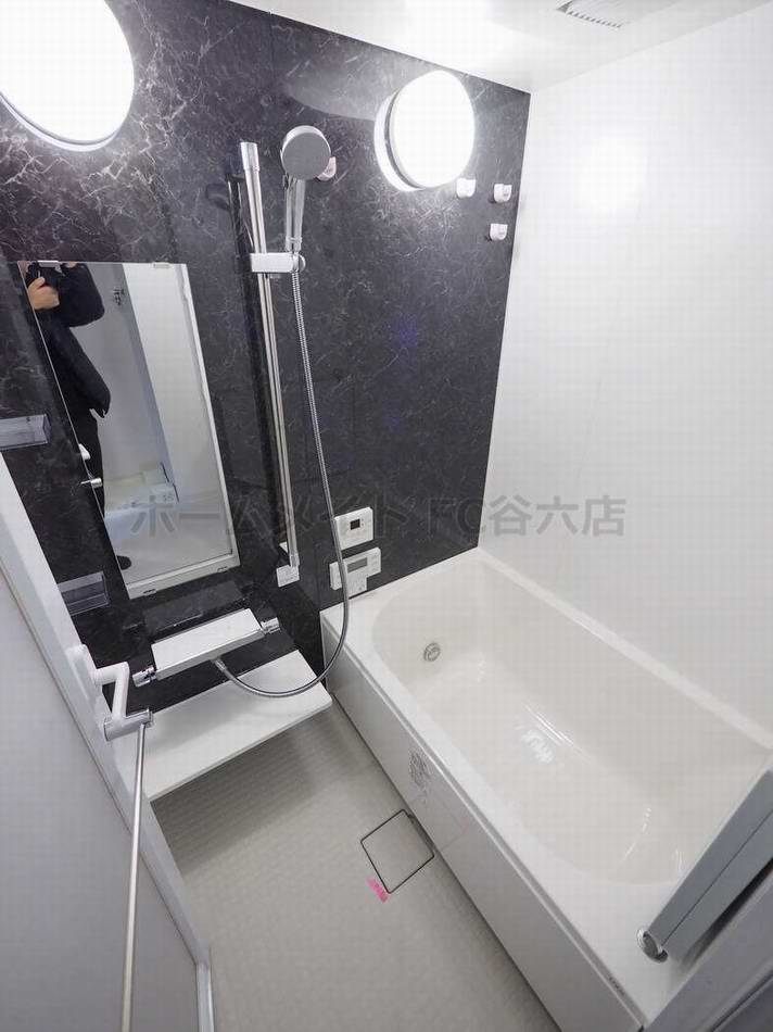 シャワールーム