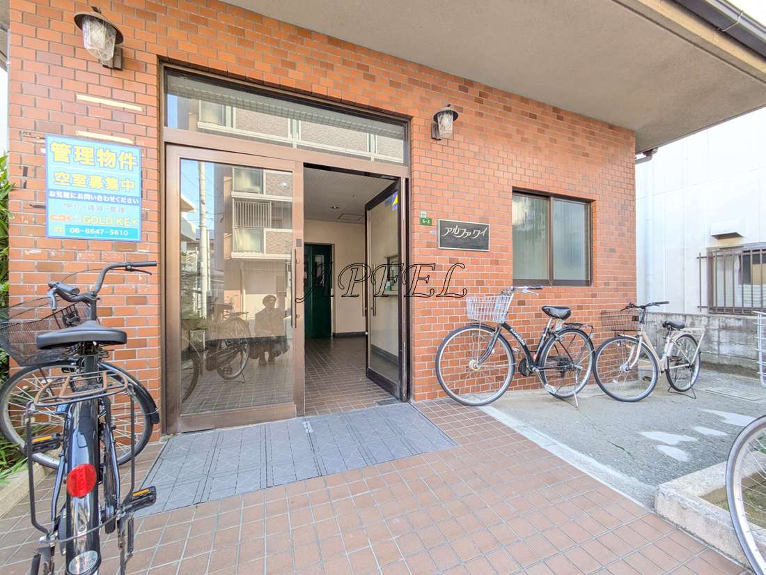 建物エントランス