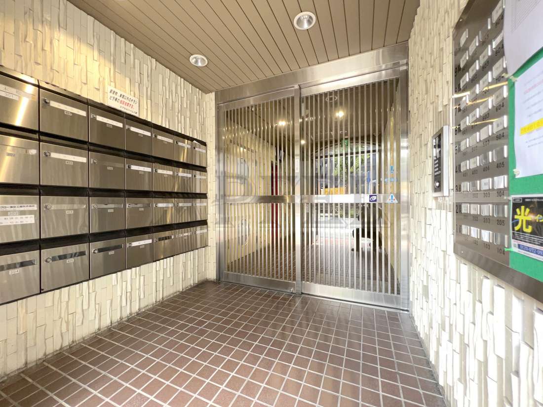 建物エントランス