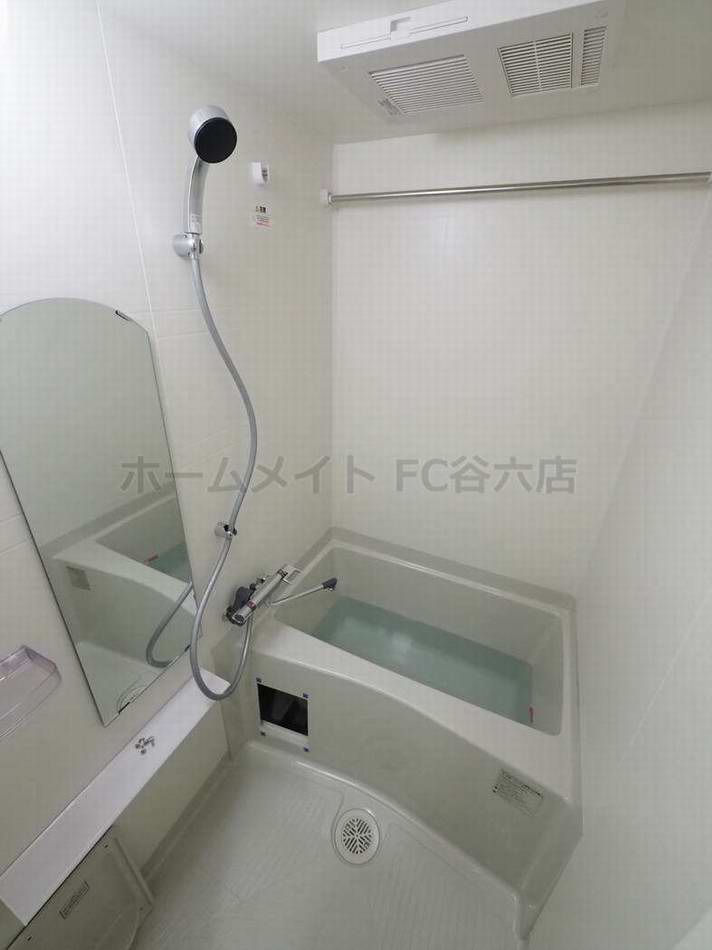 シャワールーム