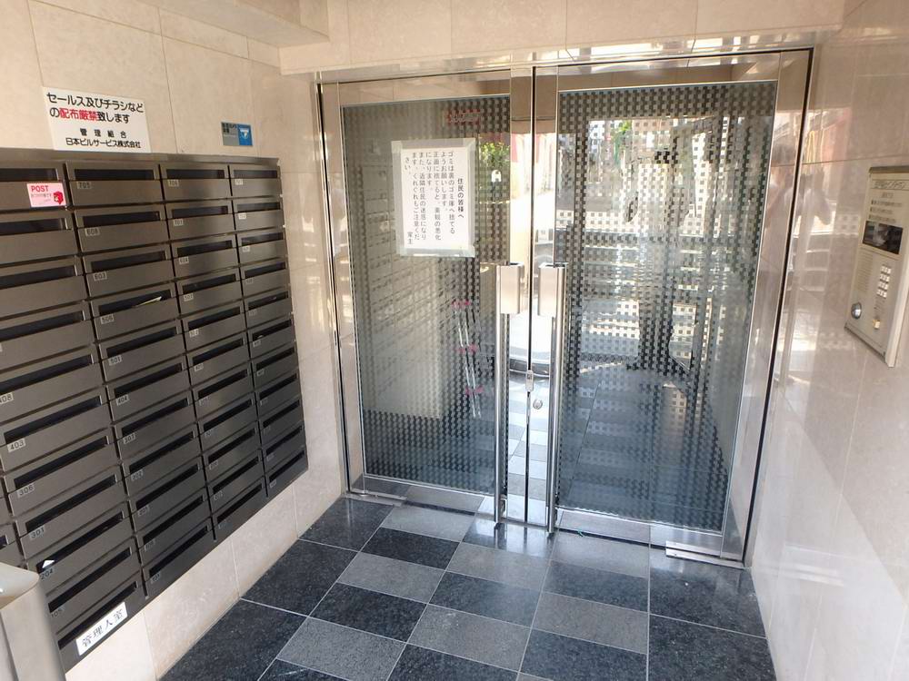 建物エントランス