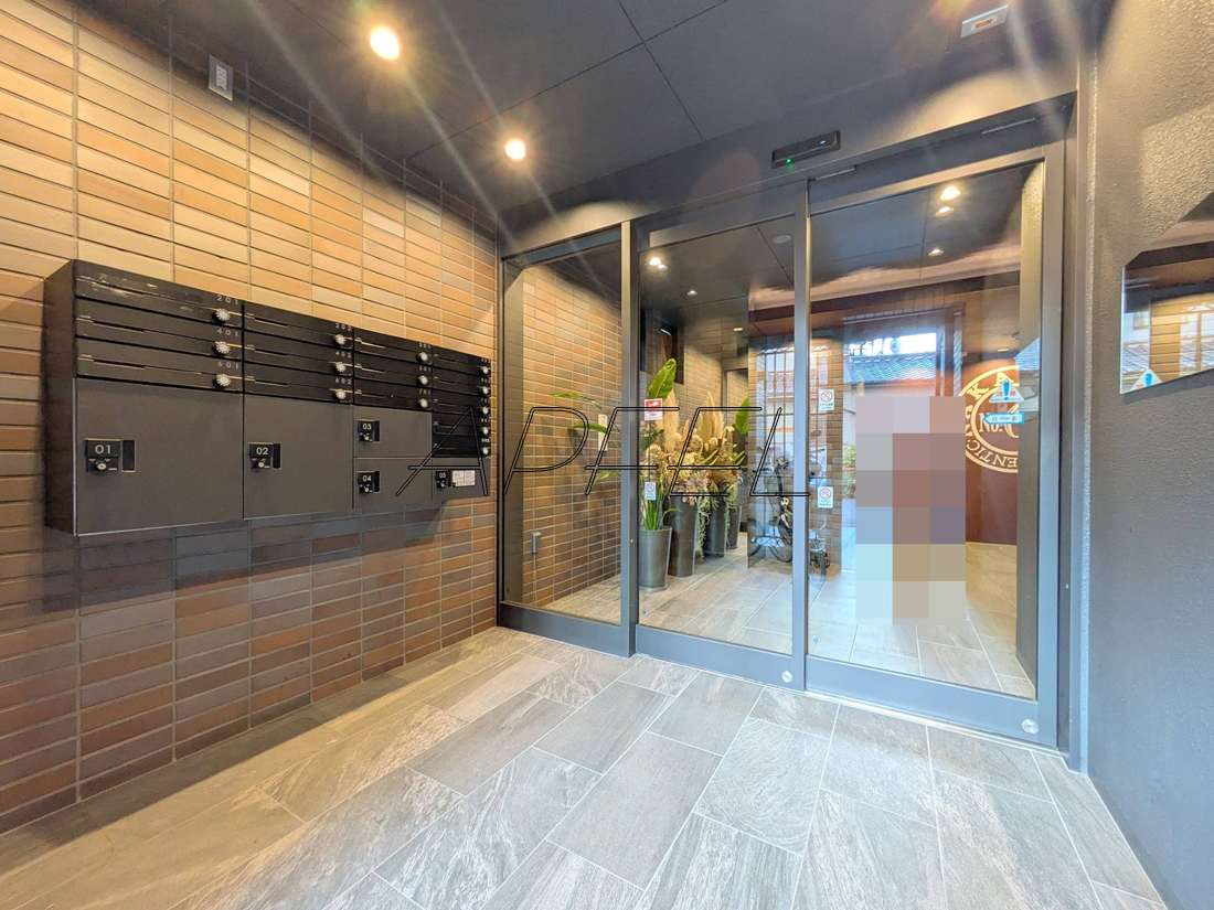 建物エントランス