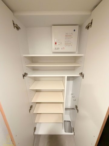 収納