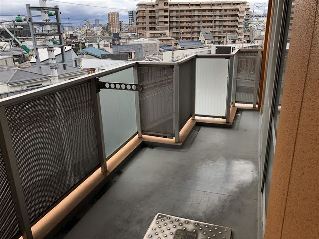 バルコニー