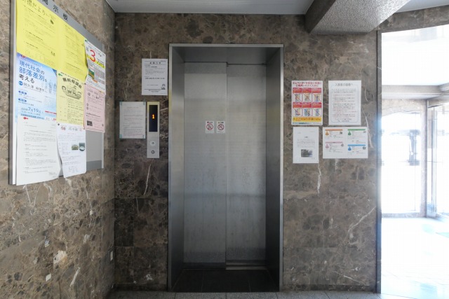 建物エントランス